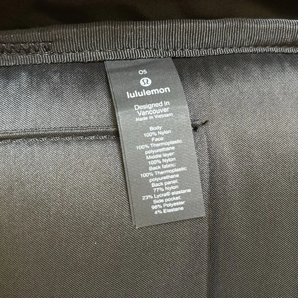 Lululemon backpack - Picture 6 of 6